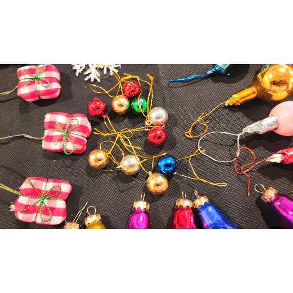 63 Vintage Mini Christmas Ornaments Set Mixed Glass - Picture 10 of 14